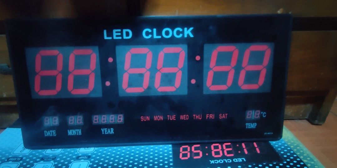 LED Digital clock (Category: Clocks) located in Quezon City. Submitted by r_rex54321 (Listing ID 1353227599, Image 3). Description: LED Digital clock The item was barely used. Opened once to test functionality and never used afterward. Accept meetup and COD (shouldered by buyer) Loc: QC, Metro Manila RFS: decluttering.
