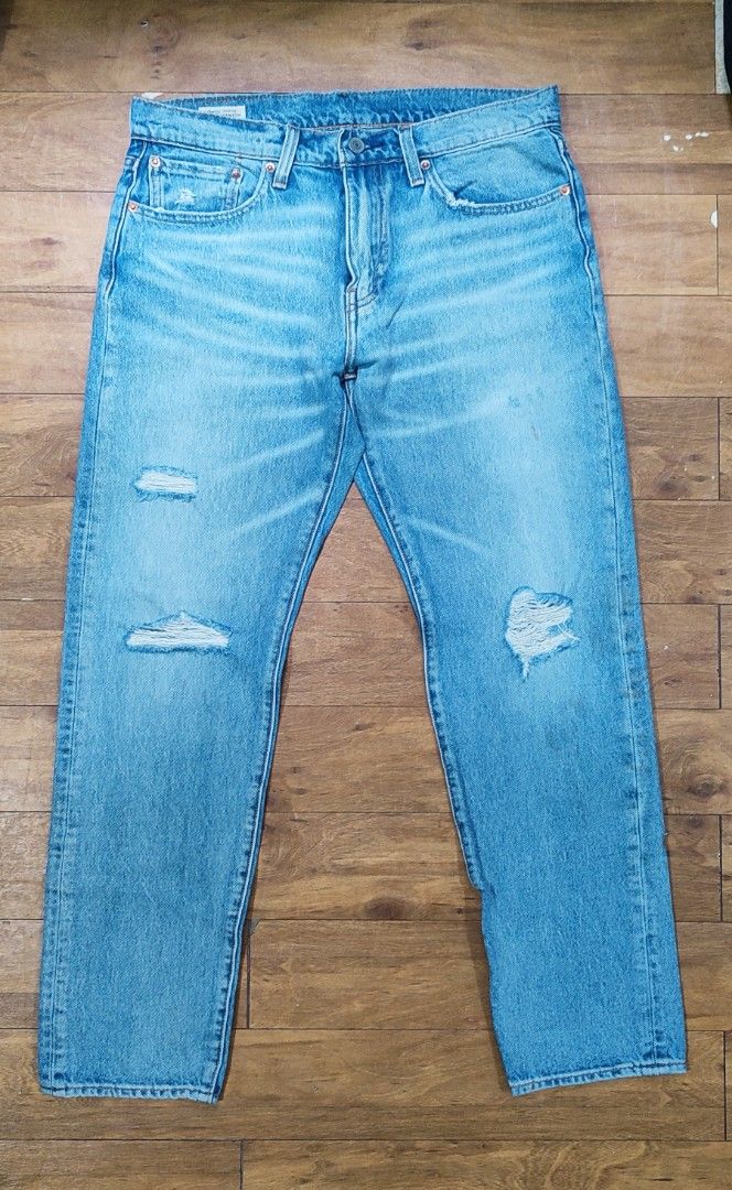 Levis Denim Pants Hi Ball (Category: Jeans) located in Manila. Submitted by kenthrift2000 (Listing ID 1353377624, Image 1). Description: Levis Hi Ball Tattered Denim Pants W32/L38 Freeship 📦 Jnt/Lalamove.
