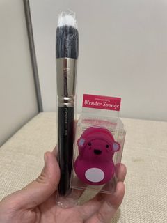 Mac brush and blender sponge bundle