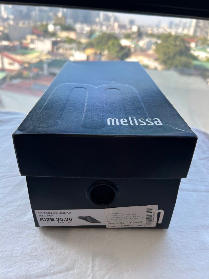 Melissa SHE AD RED (Category: Flats & Sandals) located in Pasig City. Submitted by pechicola (Listing ID 1353216184, Image 2). Description: Please see photos for details (size) Rfs: not my size.