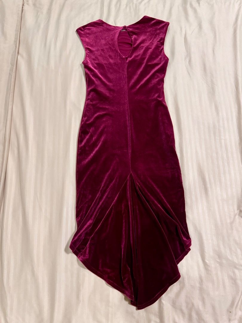 MISS SELFRIDGE Serpertine Dress (Category: Dresses) located in Quezon City. Submitted by shellanie_closet (Listing ID 1353308073, Image 2). Description: Used once only..