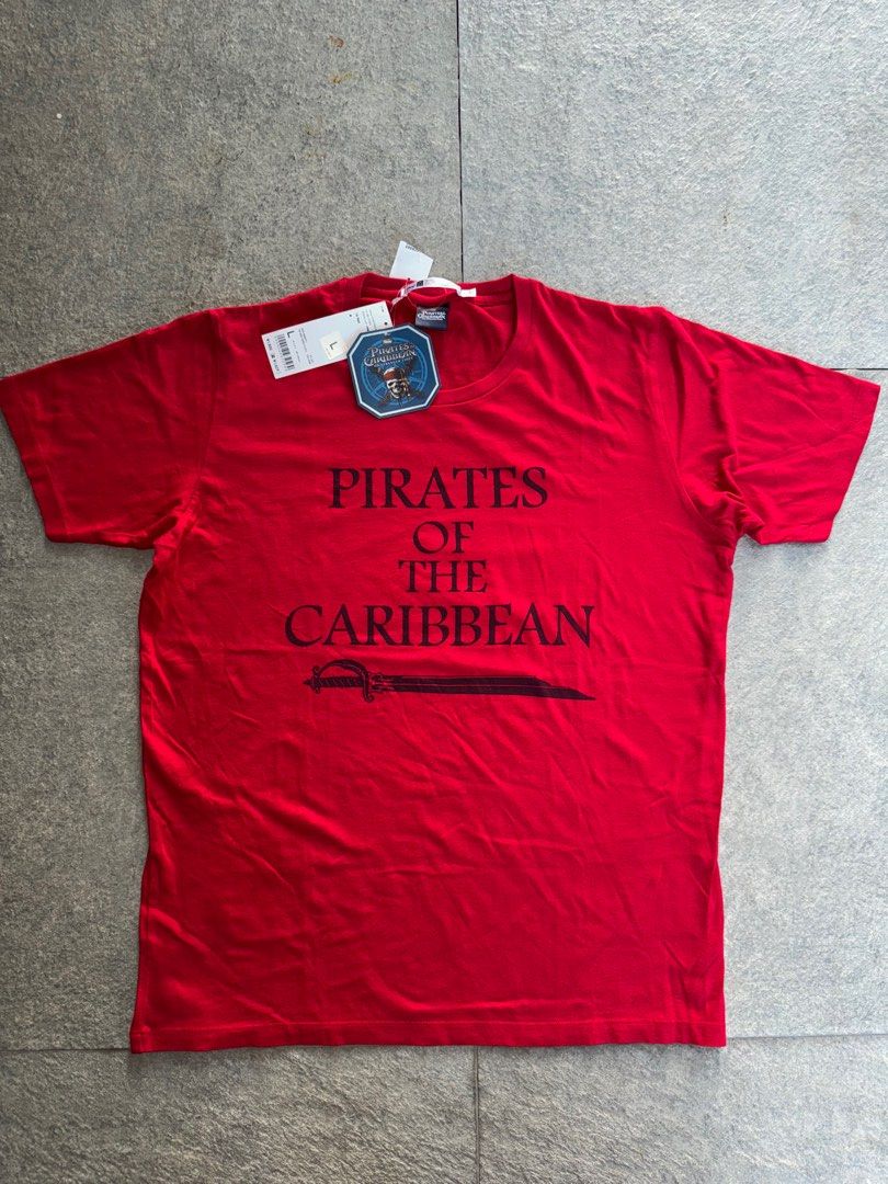 Movie Shirt (Category: Tshirts & Polo Shirts ) located in General Santos City (Dadiangas). Submitted by byph_ (Listing ID 1353356875, Image 1). Description: Pirates of the Caribbean tee Brand new condition No issue Size Large 21x26.5 dimension .