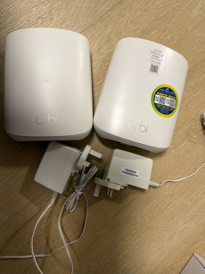 Netgear Orbi雙頻WiFi 6 Mesh系統 (RBR350)+衛星機(RBS350), 電腦＆科技, 電腦周邊及配件, Wifi及 ...