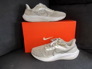 (Category: ) located in . Submitted by essenkicks (Listing ID 1353301646, Image 1). Description: .