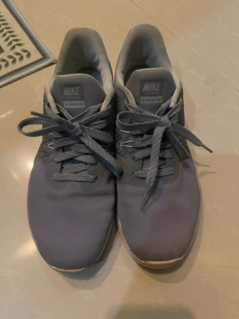Nike Gray Training sneakers (Category: Sneakers) located in Paranaque City. Submitted by mavconst (Listing ID 1353310124, Image 3). Description: .