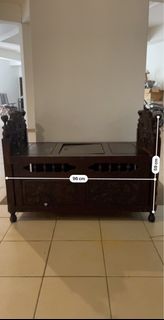 (Category: ) located in . Submitted by preloved_hoarder (Listing ID 1353304614, Image 1). Description: .