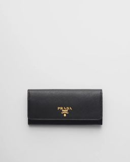 (Category: ) located in . Submitted by wardrobeflux (Listing ID 1353316475, Image 1). Description: .