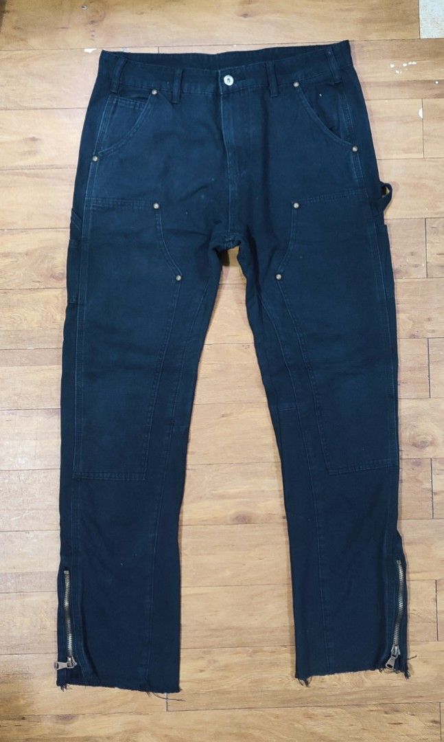 Random Double Knee Pants (Category: Jeans) located in Manila. Submitted by kenthrift2000 (Listing ID 1353375072, Image 1). Description: Random Double Knee Pants 🤌 Carhartt Vibes W33xL42 Freeship 📦 Jnt/Lalamove.