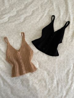 (Category: ) located in . Submitted by chic.declutter (Listing ID 1353274017, Image 1). Description: .