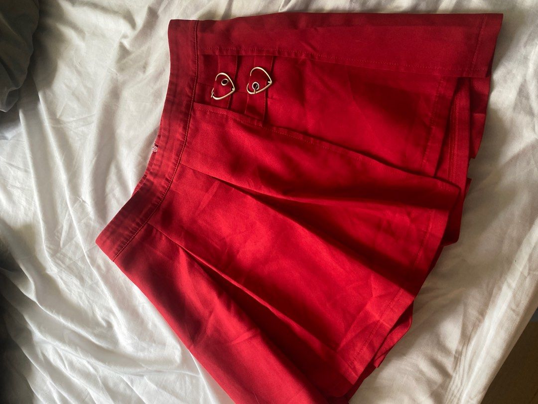 SHEIN Red Skirt/Shorts Small (Category: Skirts) located in Makati City. Submitted by supitsbea (Listing ID 1353319298, Image 2). Description: .