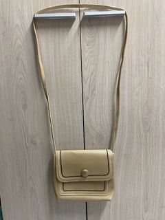 （分類：）位於 。 由 maymay_land 提交（商品編號 1353347730，圖片 1）。簡介： 。