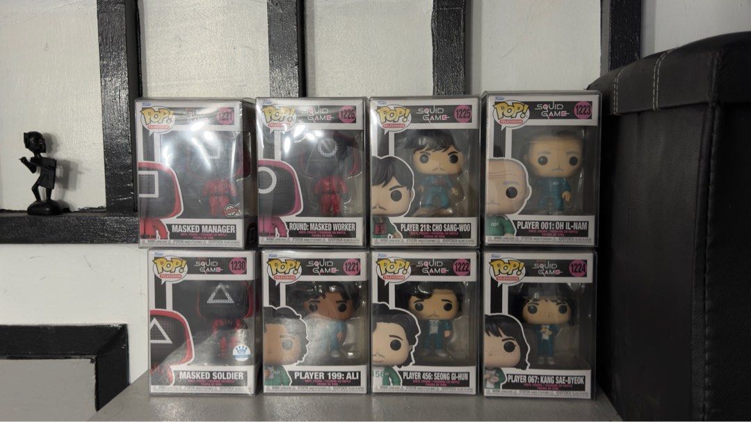 Squid Game Complete Set Funko Pop! (Category: Designer & Blind Box Toys) located in Manila. Submitted by keepcoolmnl (Listing ID 1353226942, Image 1). Description: Item Description: ✨ 100% original and authentic. ✨ FREE PROTECTOR - 0.5mm thickness ✨ Selling as "Complete set" only, no per piece. Masked Worker Masked Soldier Masked Manager Kang Sae-byeok Oh Il-nam Seong Gi-hun Ali Cho Sang-woo Young Hee Doll ‼️For sale only; not for trading Mode of