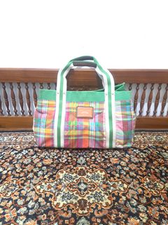 (Kategori: ) berada di . Dikirim oleh prelovedcendana (ID iklan 1353260446, Gambar 1). Deskripsi: .