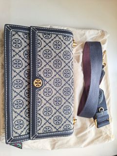 （分類：）位於 。 由 eric__chan 提交（商品編號 1353308901，圖片 1）。簡介： 。
