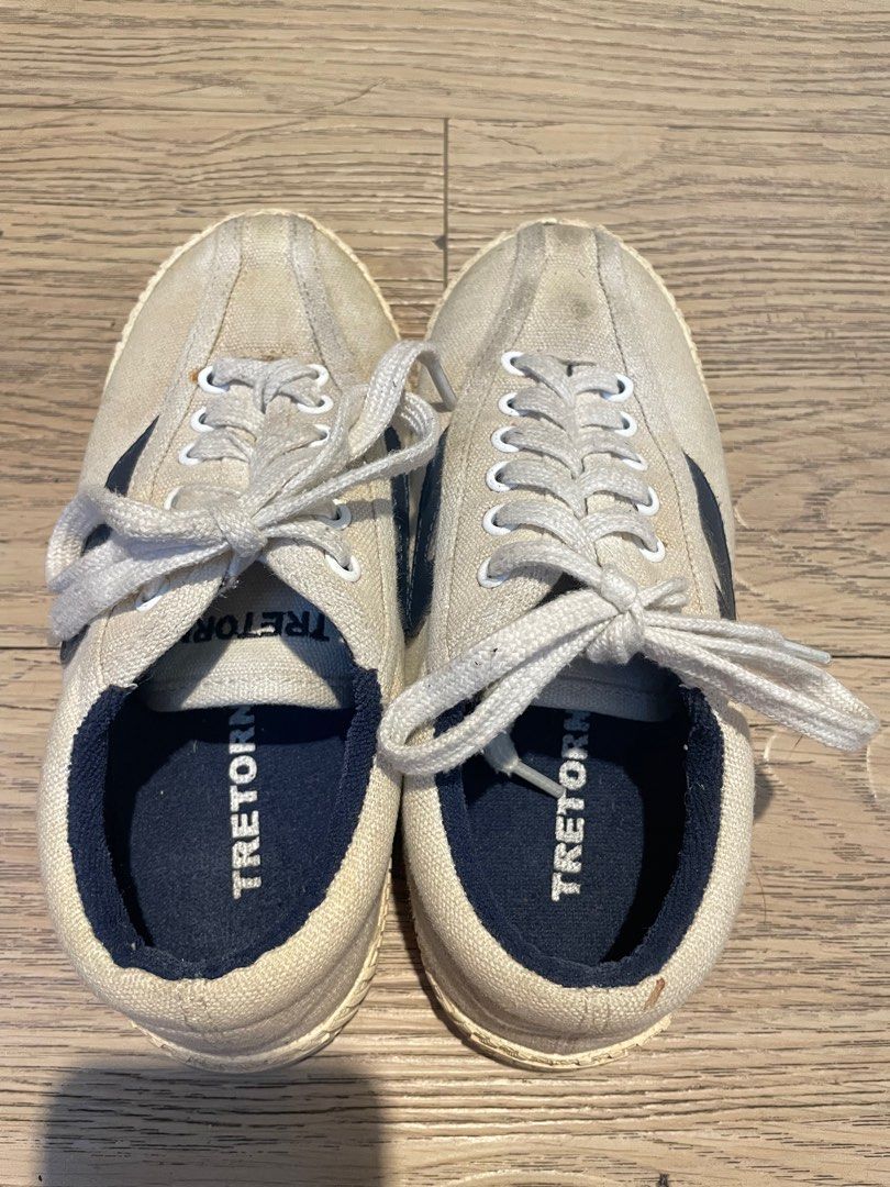 TRETORN KIDS (Category: Babies & Kids Fashion) located in Las Pinas. Submitted by jynnette (Listing ID 1353305272, Image 3). Description: Barely Used, Just needs cleaning Size 33 US Size 2 UK Size 1 MOP: BPI/Gcash Location: Las Piñas City Shipping shouldered by buyer via J&T/Lalamove 🛍️.