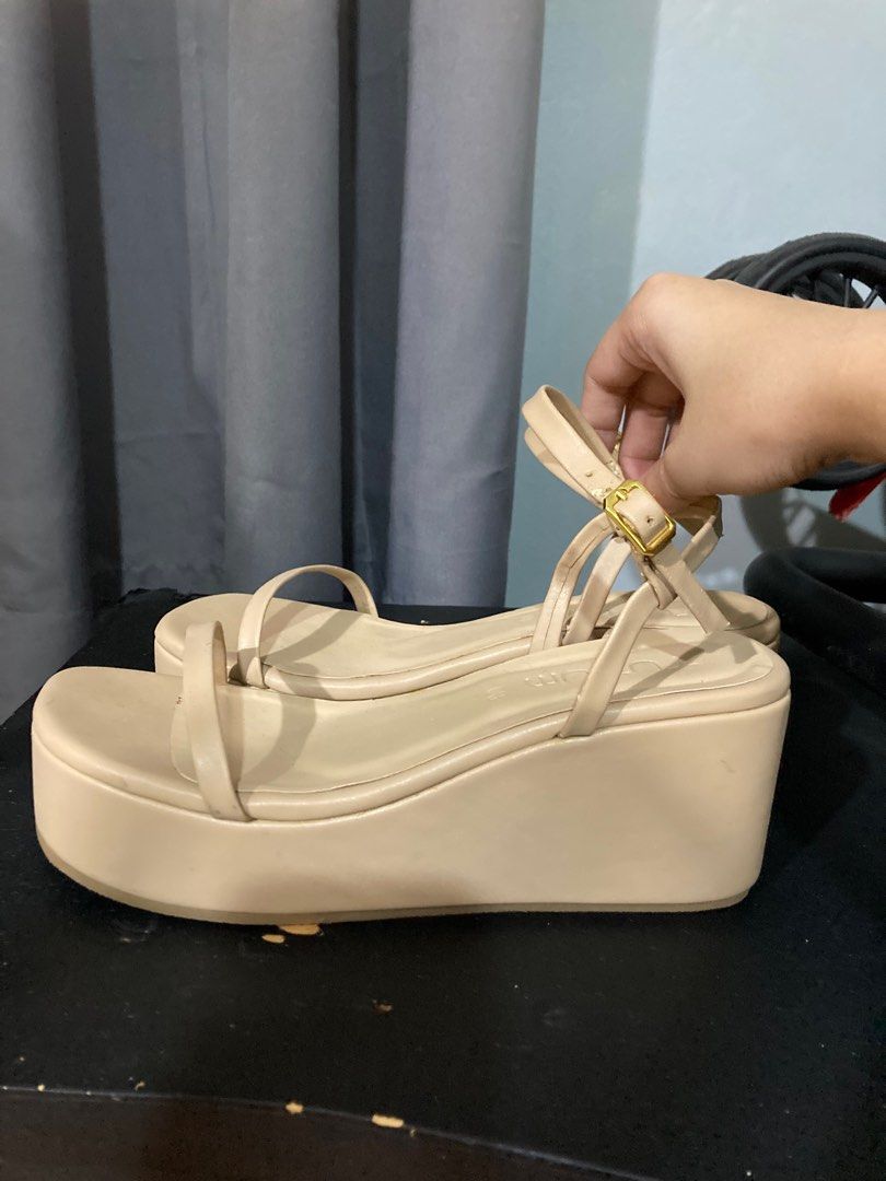 Tutum Wedge Sandals (Category: Wedges) located in Apalit. Submitted by cleanspaces (Listing ID 1353257828, Image 1). Description: Tutum Wedge Sandals - Used once in an event - Bought it last 2021 - Very comfy - Have minor scratches but not noticeable.
