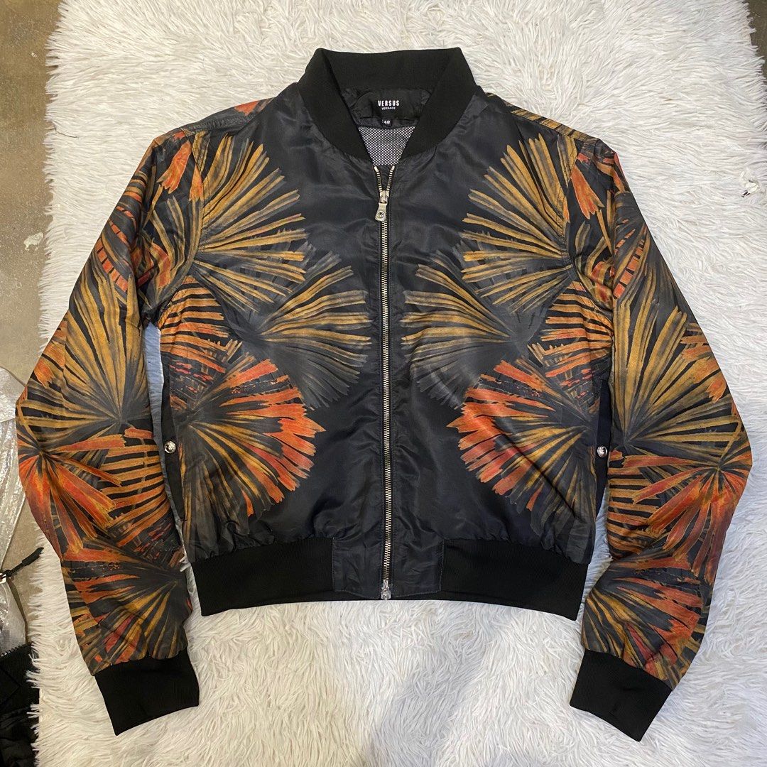 Versace Versus Bomber Jacket for Man (Category: Coats, Jackets and Outerwear) located in Taguig. Submitted by askgue (Listing ID 1353342653, Image 1). Description: Versace Versus Bomber Jacket for Men Dimes: 22 x 23 (48 on Tag) Color rate: 10/10 Good ribbings Check zipper. One zipper is missing its puller Complete washtags See pictures for more details. What you see is what you get‼️ Asking price - 2,450 Taguig Loc Gcash payment JnT shipping Can 