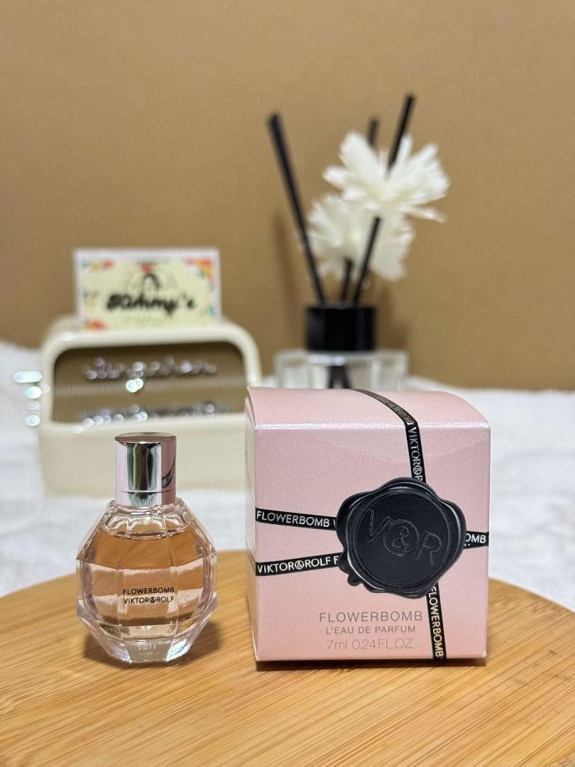 V&R Flowerbomb L'eau De Parfum Mini Perfume (Category: Fragrance & Deodorants) located in Imus. Submitted by misc_kimmy (Listing ID 1353352354, Image 1). Description: V&R Flowerbomb L'eau De Parfum Mini Perfume 7ml 🤎PLEASE READ BEFORE BUYING🤎 ALL POSTED ITEMS ARE 100% GUARANTEED ORIGINAL/AUTHENTIC ❌ NOT MALLPULLOUT, SG TESTER, US TESTER, DUBAI TESTER ❌ I DON'T SELL FAKE/KNOCKOFF PERFUMES! • 24hrs Reservation only. Please wait for the invoice. O