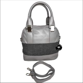 (Kategori: ) berada di . Dikirim oleh blackandwhite.collection (ID iklan 1353367951, Gambar 1). Deskripsi: .