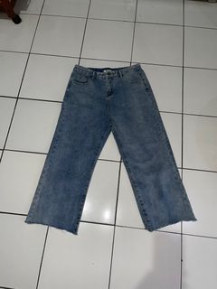 (Kategori: ) berada di . Dikirim oleh devianagloria (ID iklan 1353340616, Gambar 1). Deskripsi: .