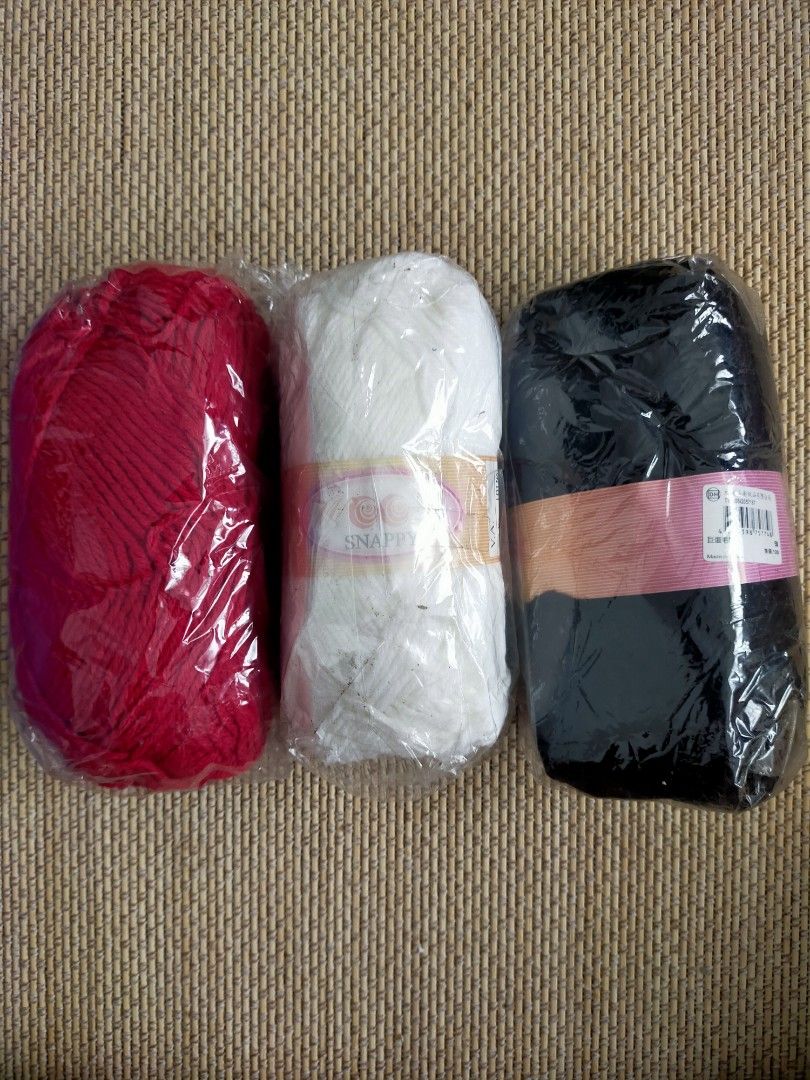 Yarn (Red, White and Black) (Category: Blouses) located in Pasig City. Submitted by alingjanang (Listing ID 1353332119, Image 1). Description: .