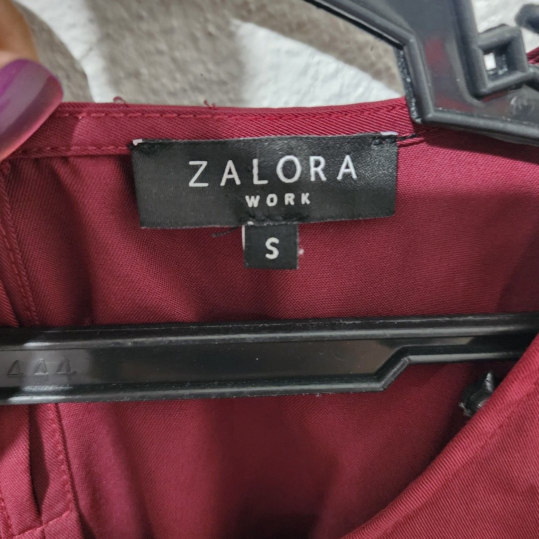 Zalora Dress - Red (Category: Dresses) located in Cebu City. Submitted by deecanon (Listing ID 1353355298, Image 2). Description: Size Small-Medium.