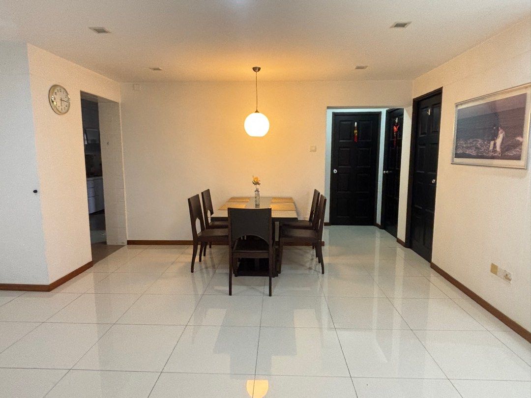 5-Room HDB Flat @ 985B Buangkok Crescent for Sale! (Category: HDB) located in Singapore. Submitted by rei.yang (Listing ID 1353571678, Image 3). Description: 🏡 5-Room HDB (110sqm) for Sale – Near Amenities & Schools! 💰 Price: S$668,000 📝 Description: Spacious and well-maintained 5-room HDB flat (110sqm) for sale! Fully renovated in 2012, this unit is in excellent condition as only one person has been staying in it. 🏠 Property Details: ✅ 110 s