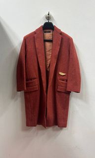 (Category: ) located in . Submitted by upstairsgarments (Listing ID 1353507330, Image 1). Description: .
