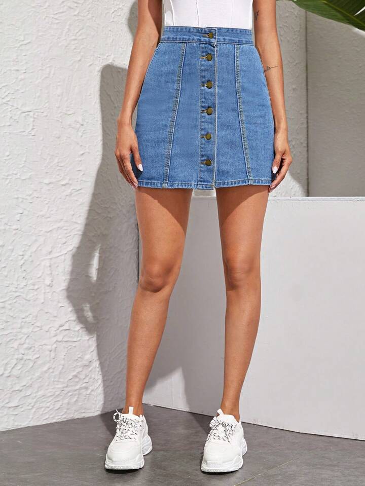 Stylish Button Front Denim Mini Skirt
