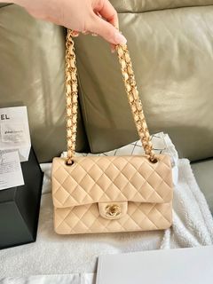 （分類：）位於 。 由 ashleennn 提交（商品編號 1353563575，圖片 1）。簡介： 。