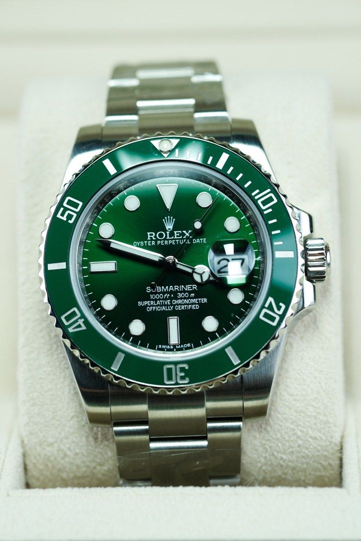 GMT Hulk (Category: Luxury Watches) located in Makati City. Submitted by 1timepieceglobal (Listing ID 1353521952, Image 1). Description: Mint Condition 2017 Complete Set.
