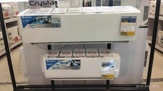 GREE SPLIT TYPE AIRCON