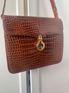 （分類：）位於 。 由 eeeeeyaaaaa 提交（商品編號 1353412245，圖片 1）。簡介： 。