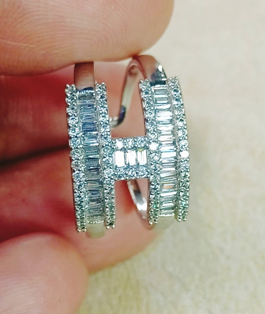 Hermes ring from japan (Category: Luxury Accessories) located in Quezon City. Submitted by liambags (Listing ID 1353516008, Image 3). Description: Hermes ring from japan no flaws with gift box size adjustable kindly pm me.