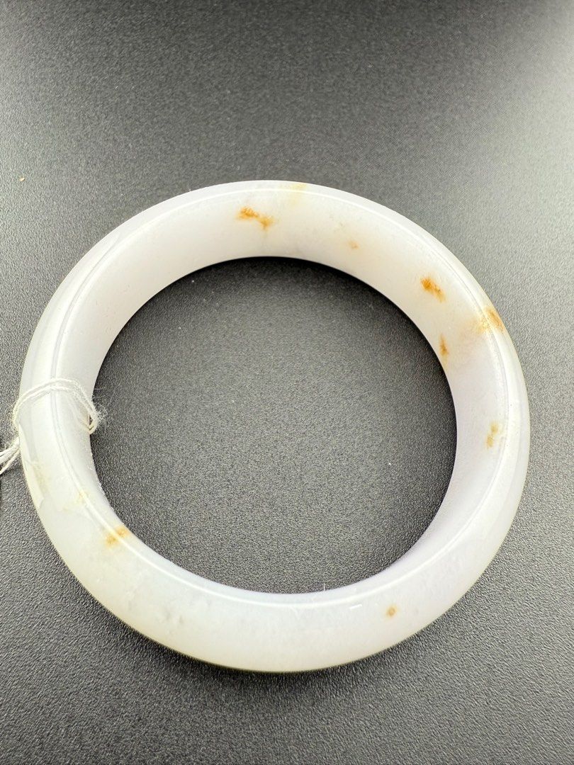 Jade Bangle (Category: Bracelets) located in Singapore. Submitted by yixun_2023 (Listing ID 1353467521, Image 1). Description: 浅紫洒金翡翠手镯.