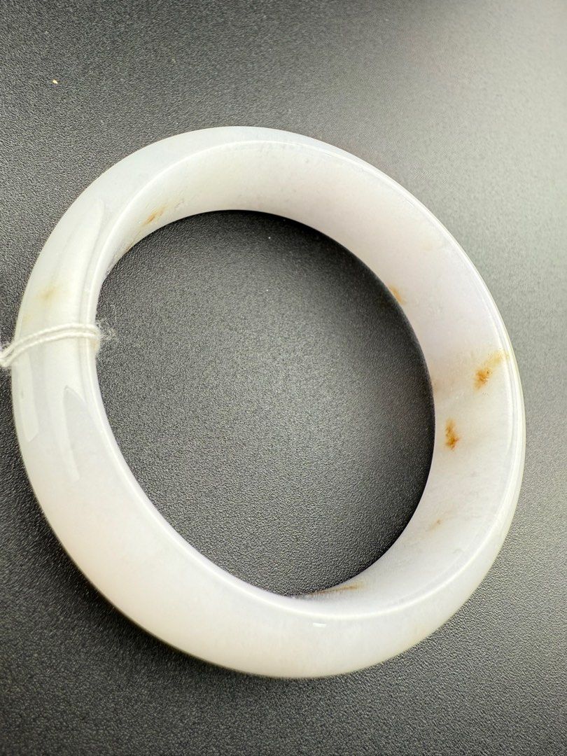Jade Bangle (Category: Bracelets) located in Singapore. Submitted by yixun_2023 (Listing ID 1353467521, Image 2). Description: 浅紫洒金翡翠手镯.
