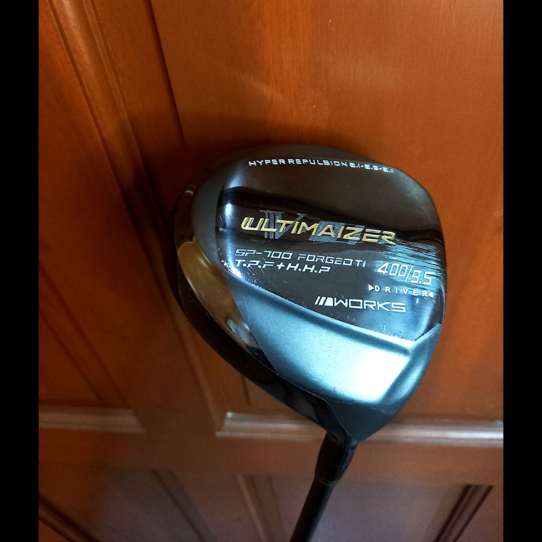 Left Handed Japanese Ignio 15° 3 Wood Regular Graphite Shaft + Head Cover Left Handed Japanese Ignio 15° 3 Wood Regular Graphite Shaft + Head Cover