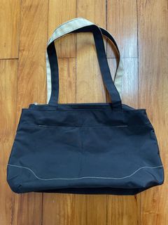 (Category: ) located in . Submitted by a.c.shop (Listing ID 1353421759, Image 1). Description: .
