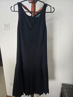 (Category: ) located in . Submitted by empressq (Listing ID 1353460212, Image 1). Description: .