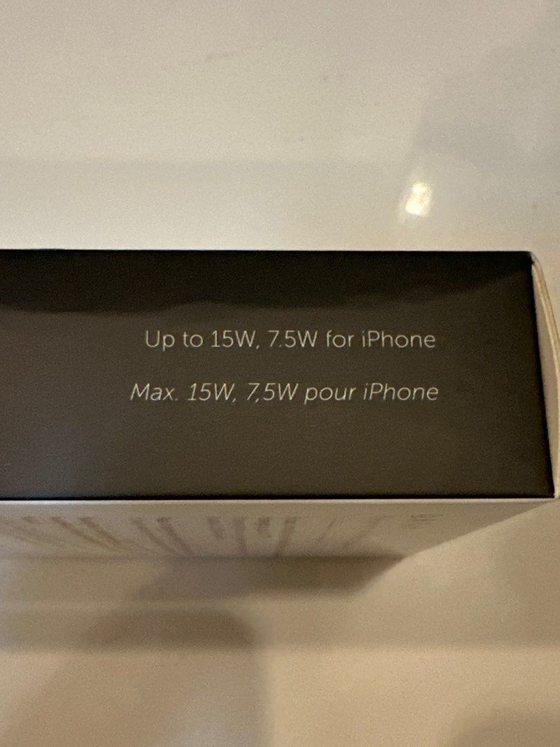 Native Union Drop Magnetic Wireless Charger (Category: Chargers & Cables) located in Mandaluyong City. Submitted by jim.dc (Listing ID 1353422560, Image 3). Description: 6.5 ft 15W.