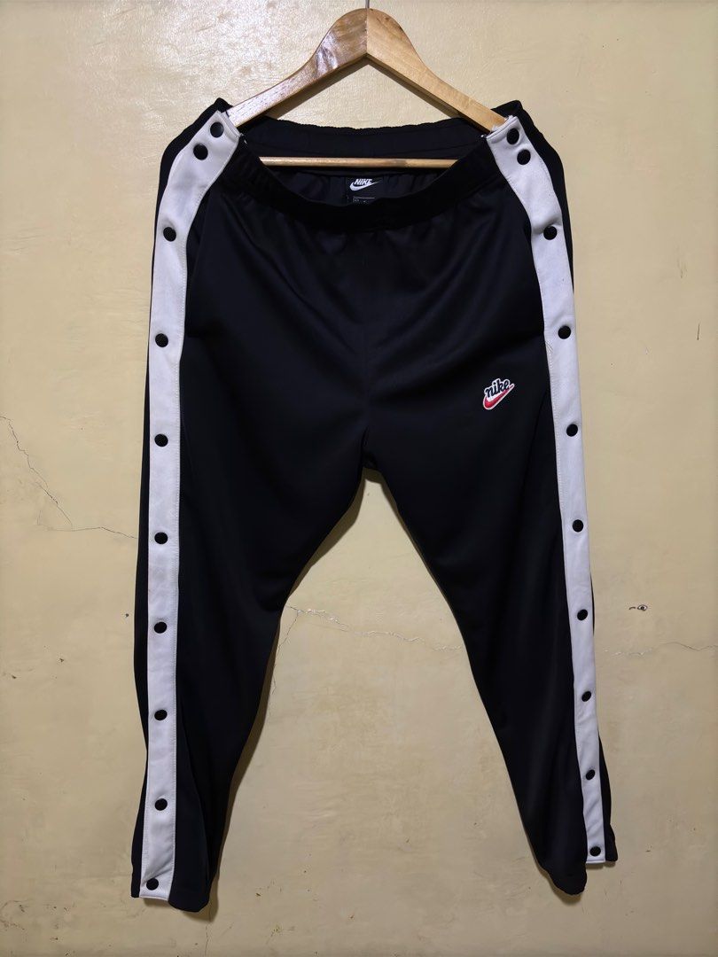 nike tearaway pants (Category: Joggers) located in Makati City. Submitted by bertonglibag (Listing ID 1353563588, Image 1). Description: excellent condi no issue.