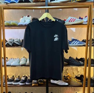 (Kategori: ) berada di . Dikirim oleh setilsneaker2023 (ID iklan 1353488857, Gambar 1). Deskripsi: .
