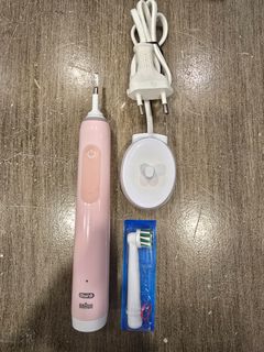 (Category: ) located in . Submitted by assa_preloved_sg (Listing ID 1353508570, Image 1). Description: .