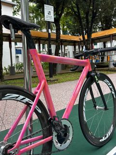 (Category: ) located in . Submitted by fixieginas (Listing ID 1353581267, Image 1). Description: .