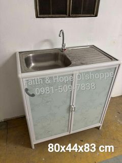 PORTABLE SINK WITH CABINET