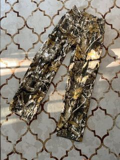 (Category: ) located in . Submitted by suckmydick (Listing ID 1353550461, Image 1). Description: .