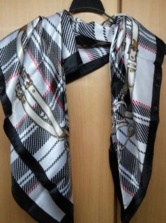 Scarf 頸巾64199750110337110