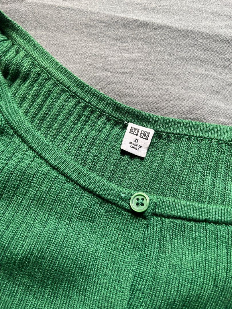 Uniqlo UV Cropped Cardigan (Category: Longsleeves) located in Bacoor. Submitted by nochugc (Listing ID 1353440347, Image 3). Description: .