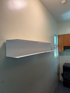 Wall shelf