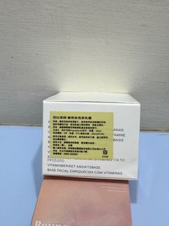 由 charlie77_ (刊登 ID 1353629498，圖片 1) 提交，位於 的 (類別：)，說明：。